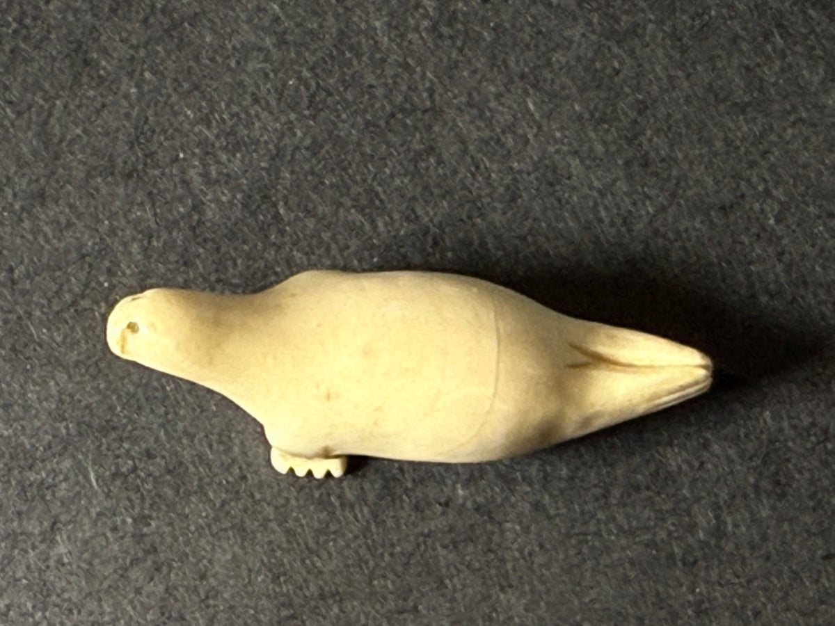 Inuit Walrus Family Ivory Seal Set (3)