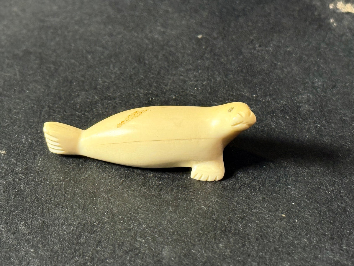 Inuit Walrus Family Ivory Seal Set (3)