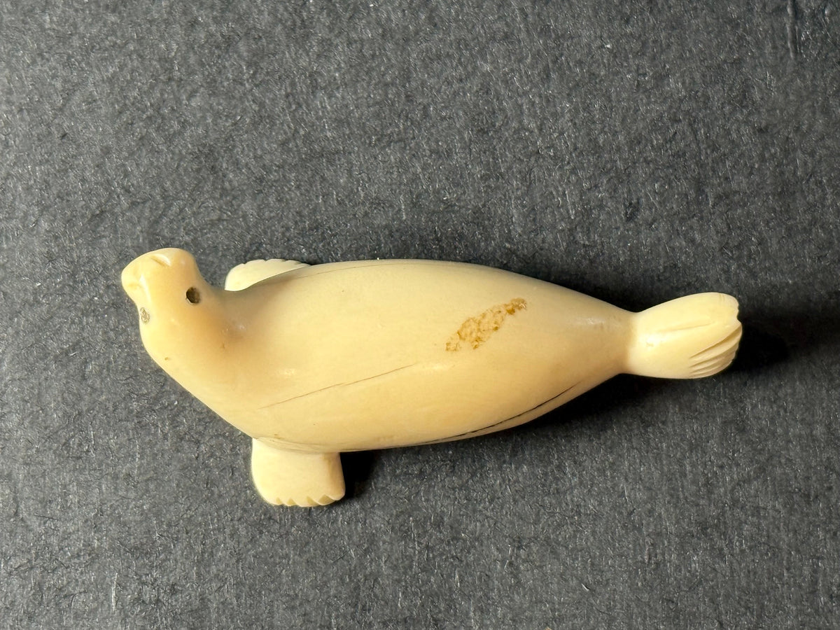 Inuit Walrus Family Ivory Seal Set (3)